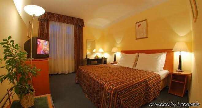 Harmony 3* Praha
