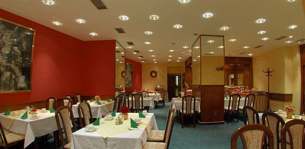 Harmony 3* Praha